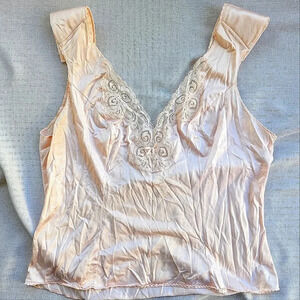 Satin Lace Slip Camisole Top Cream Color padded straps by Bali size 38